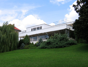 Czech Bauhaus villa reopens after major renovation