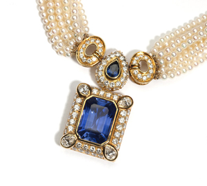 Sapphires, Verdura steal show at Moran’s jewelry auction