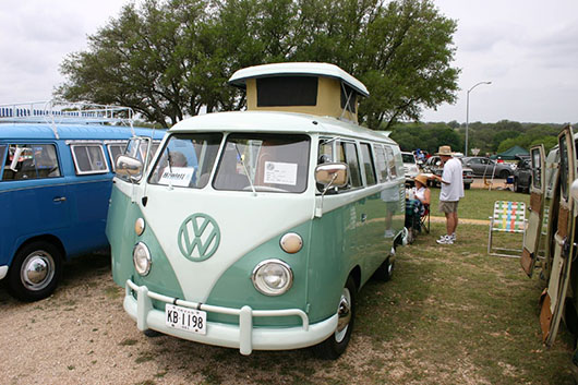 Vintage Volkswagen vans enjoy devoted fan base