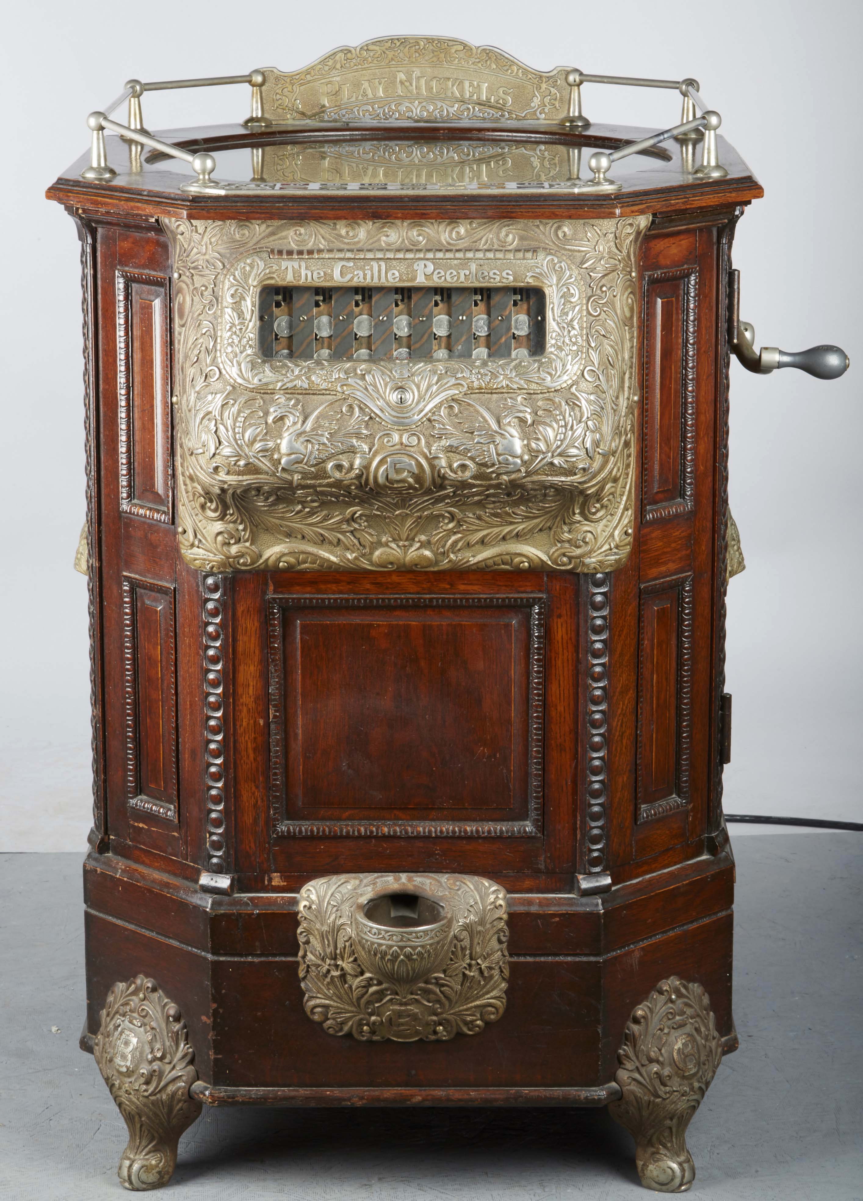 Antique gambling machines pay off at Morphy's $3.7M Vegas auction