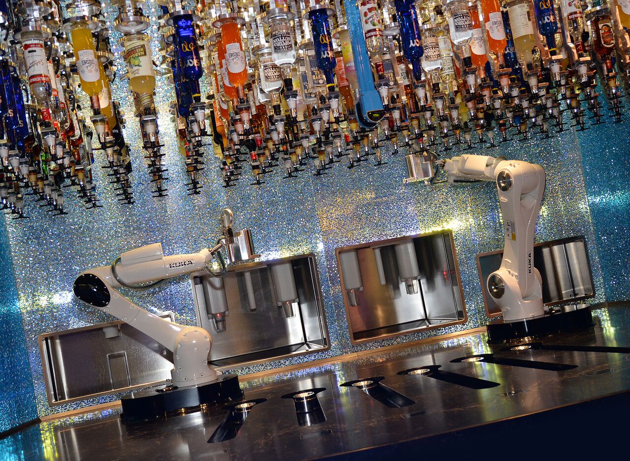 Now serving: robot bartenders at Tipsy Robot in Las Vegas