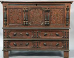 18th-century carved sunflower chest heads Nadeau’s auction Oct. 21