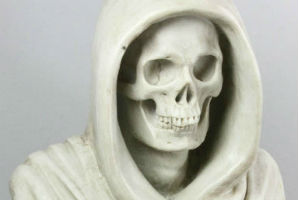 Italian marble skull shocks Kaminski Auctions at $29K