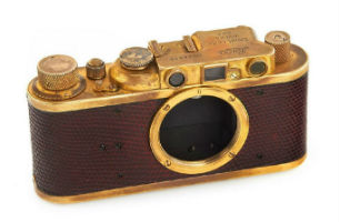 Leica cameras: image of perfection