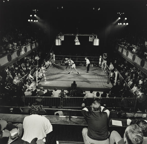 Larry Fink photos chronicle Philadelphia's boxing heritage