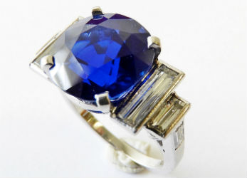 Kashmir sapphire ring caps Litchfield jewelry auction at $377K