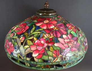 Tiffany lamps drive Clarke Auction to $1M tally