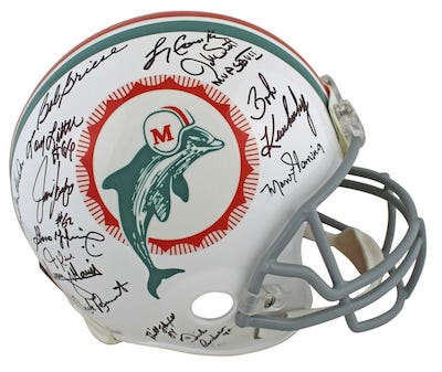 Top-notch football memorabilia offered in Feb. 11 Charitybuzz auction