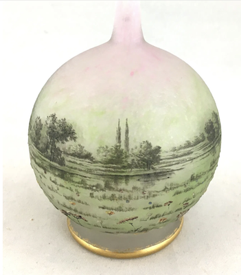 The Hot Bid: Daum glass vase in Prairie pattern could make $18K