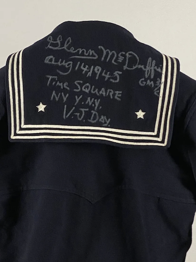 Uniform of &#8216;kissing sailor&#8217; in V-J Day photo headed to June 5 auction