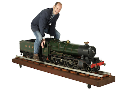Oversize model steam locomotive takes the lead at Miller &#038; Miller sale
